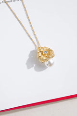 Flower Friend Necklace Gold
