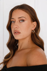 Crisp Details Earrings Gold