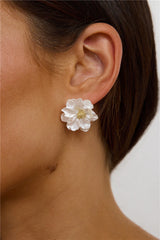 Fresh Bloom Earrings Gold