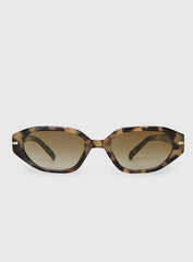 Sunbathing Sunglasses Tort