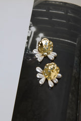 Plated Underwater Pearl Earrings Gold