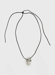 Sun Still Shines Shell Necklace Silver
