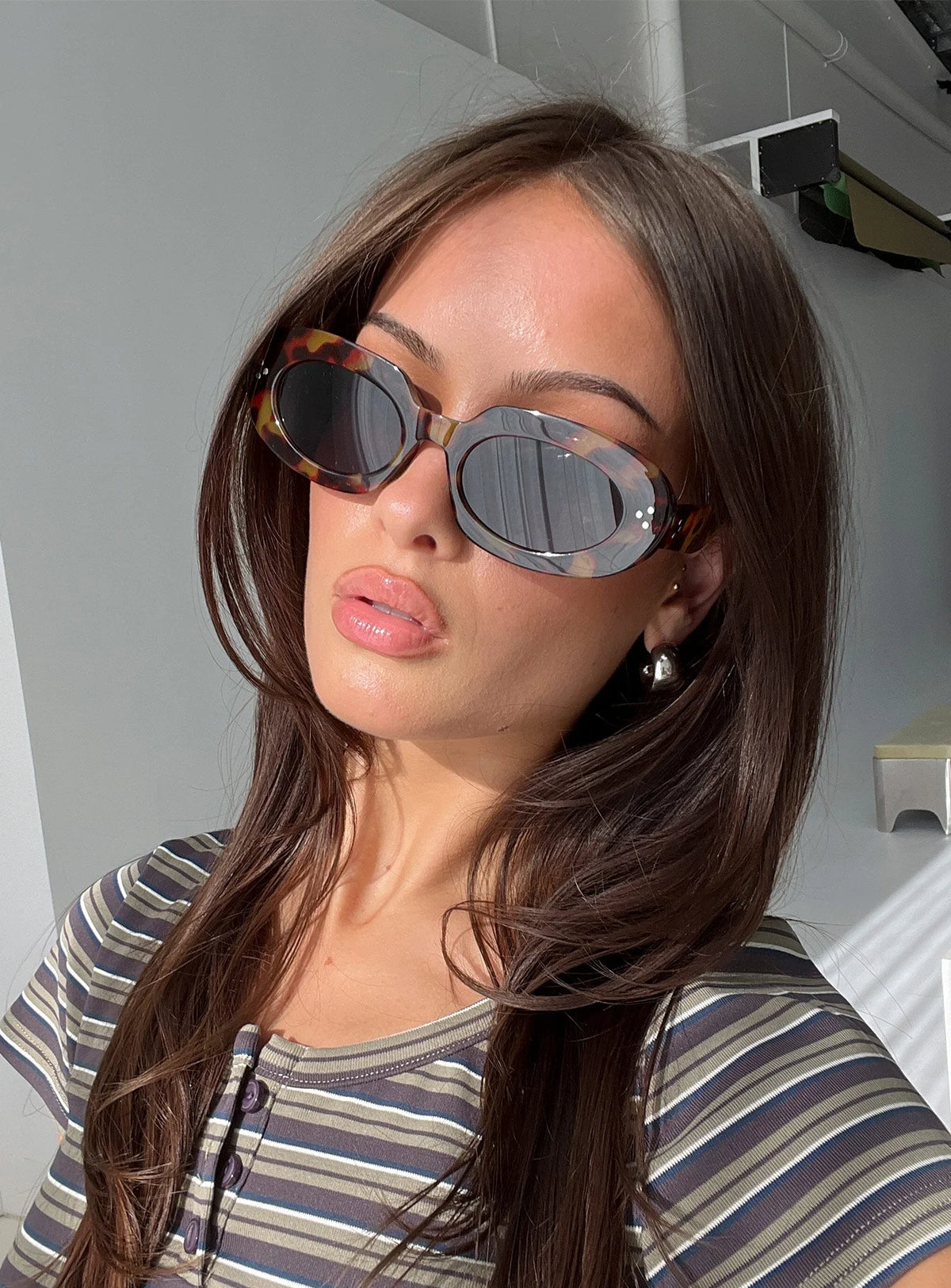 Best Shot Oval Sunglasses Tort / Black